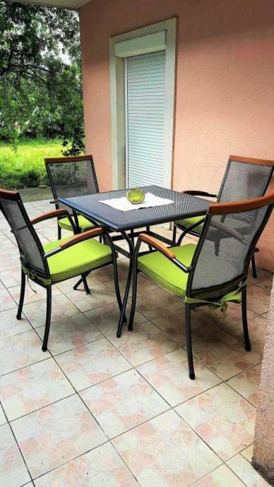 Apartments Saraden Vodice Luaran gambar