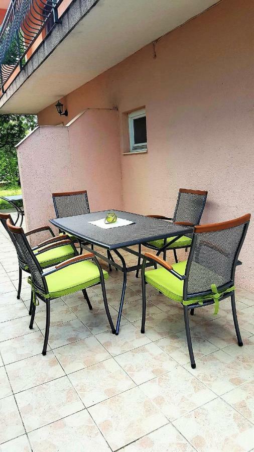 Apartments Saraden Vodice Luaran gambar